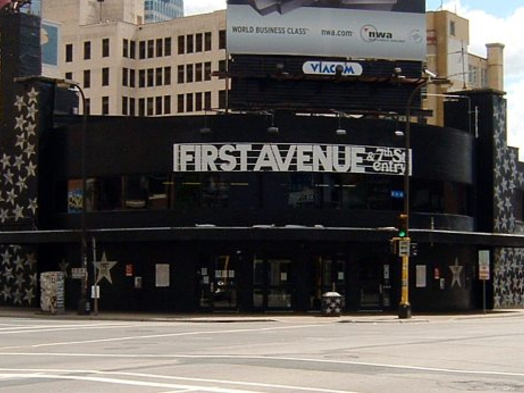 POI 2 Tour Image